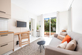 RIVIERA PRESTIGE - Appartement calme à 50m de la plage avec terrasse et parking